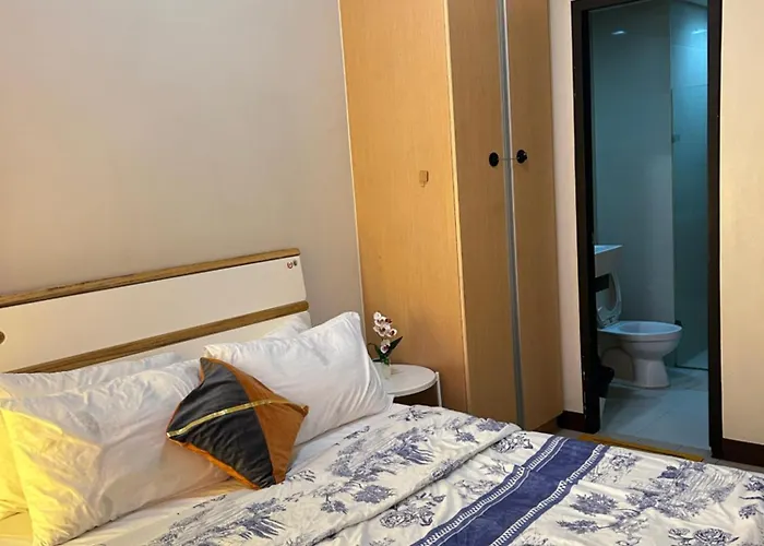 Aparthotel Vexy Hub Condotel 101 Newport Near Teminal 3 3*